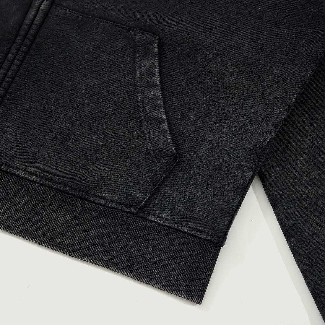 "CLOUDY ZIP" VEST