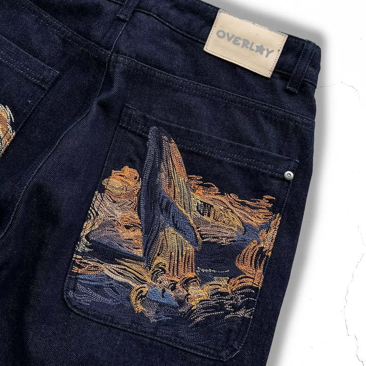 "WHALES" SHORT